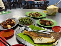 -黄亚华小食店(Jalan Alor)