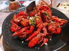 -巴厘龙虾·榜首油焖大虾(音乐学院·沿江酒馆店)