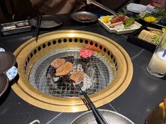 -山川小町·极番烧肉(新地假日广场店)