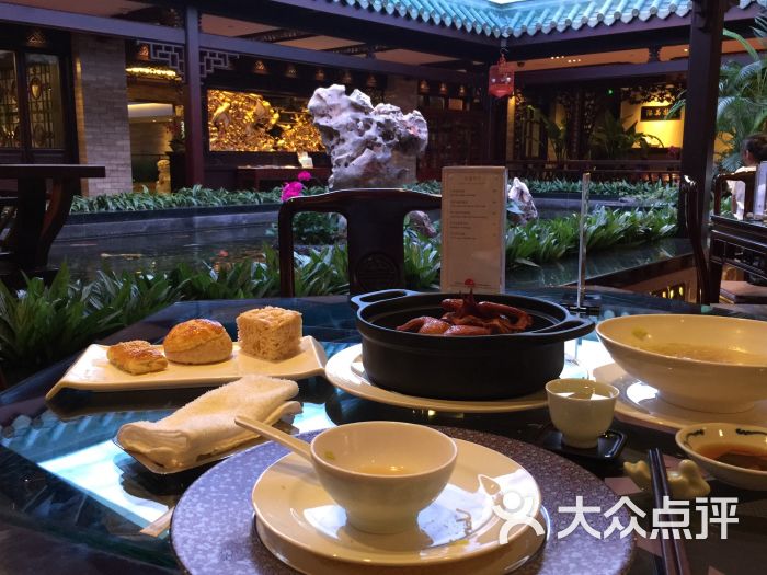 白天鹅宾馆(玉堂春暖餐厅)的点评