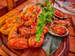 -三亚艾迪逊酒店·海滩烧烤 BARBACOA·现场乐队·浪漫晚餐·烧烤海鲜