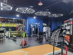 -成杰格斗·拳击·柔术·防身术(建设路店)