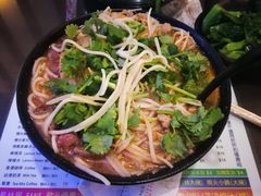 -星林居酸辣米线餐厅