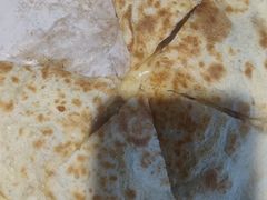 牛肉芝士薄饼-艾蜜西餐厅(梅园店)