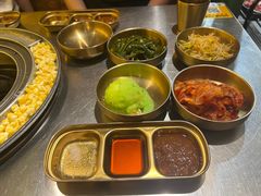 -釜山火炉·海鲜烤肉(紫藤路店)