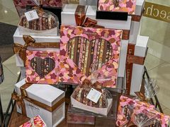 -Laderach 莱德拉(上海环贸iapm店)