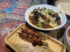 -乡村馕坑肉·烧烤·新疆菜·本地人更爱吃(阿勒泰首店)