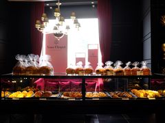 -Salon de The de Joel Robuchon(外滩18号店)