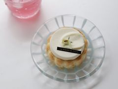 椰子夏洛特-La Porte de Paris 巴黎之门法式甜品