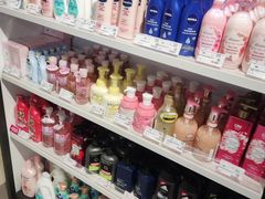 -唯品会(北京国瑞城店)
