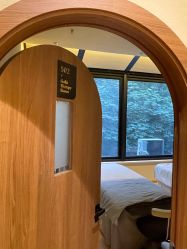 -小颜秘家·韩国整骨