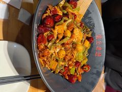 -风光老灶麻辣香锅(大成路翠微百货店)