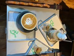 -出走咖啡·面包(宋庄店)