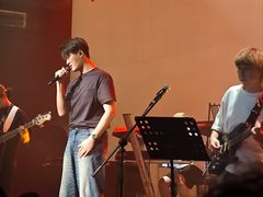 -KEZEE Music Live