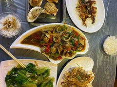 -覃记海鲜美食餐厅