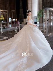 -艾拉·女王婚纱礼服馆