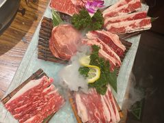 -明洞阿姨·韩式酱蟹烤肉·创意料理(三元桥店)