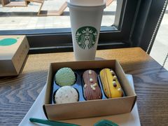 -星巴克(济南美莲广场店)