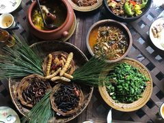 -昆虫窝子·特色云南菜(拓东路总店)