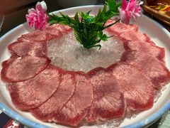 吊龙-牛村来人潮汕牛肉火锅(西单店)