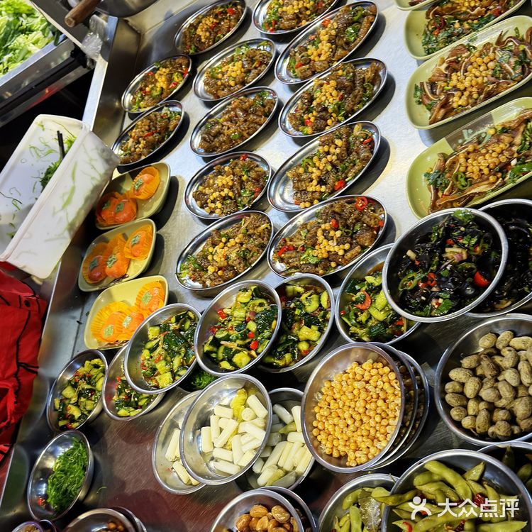 南沙海鲜火锅太顶了！人均60吃到撑