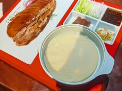 -韵秋荷(宝山龙湖天街店)