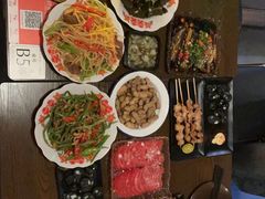 -人间半杯·小酒馆创意菜(三里屯店)