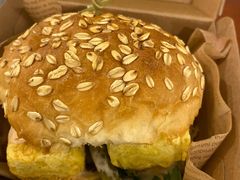 厚蛋烧牛肉汉堡-汉堡双倍·喜鹊堡