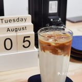 简约白墙风咖啡店🍂