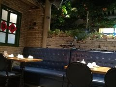 卡座-茅炒屋龙虾·烧烤·湘菜(新河路店)