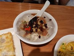 -诚铭记·虾仁汤包·成都小吃(融创店)