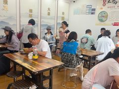 -正宗李家土鸡米线店