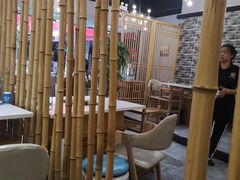 大堂-屋头串串(新街里店)