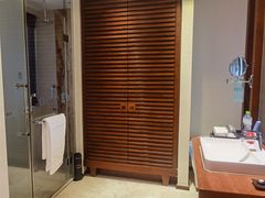 -三亚湾海居铂尔曼度假酒店