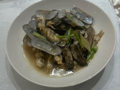 -品悦酒店(三林古镇店)