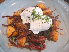 -ROAST coffee & eatery