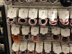 -名创优品(江南新地店)