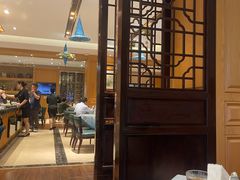 -安徽饭店·白鹭阁自助餐厅(梅山路店)