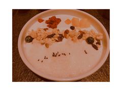 金桃酸奶-丝路金桃·新疆菜(徐汇店)