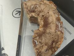 -HOT CRUSH趁热集合·现烤面包(环球港店)