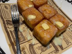 一口冰油多士-開籠雀冰室(同和金铂店)