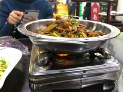 -湖南人家湘菜馆(镇江路店)