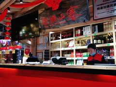 -老滇山寨•云南特色菜•地方菜•民族风情歌舞表演(金碧店)