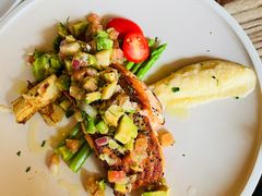 -Common Table · Brunch & Coffee