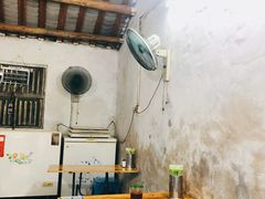-陈氏老字号十三小炸炸店