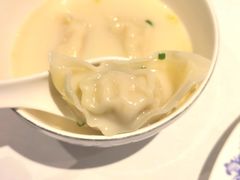鲜鱼汤馄饨-Yan Ting 宴庭中餐厅(上海静安瑞吉酒店)