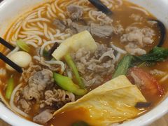 -蒙自源米线大王(花园城商场店)