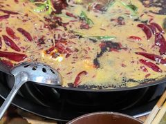 -黄潇洒老火锅(九眼桥宏济巷店)
