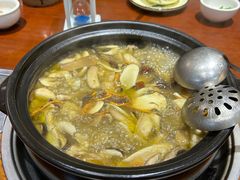 -菌之家·专业纯野生菌火锅·特色炒菌