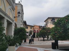 -佛罗伦萨小镇广佛名品奥特莱斯(疏港路店)